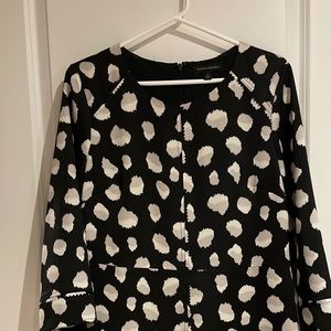 Banana republic swing dress. Navy and white.